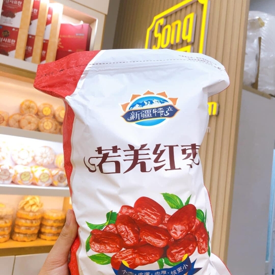 Táo Đỏ Tân Cương 